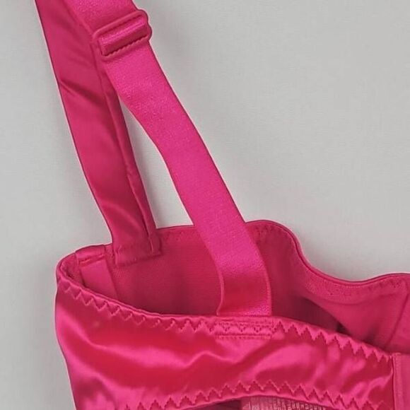 SKIMS UNDERWIRE DEMI CUP BRA NWT - Picture 6 of 10